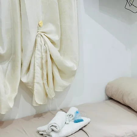 Perla Del Mare - Lungomare Di Crotone, 30 Mt Dal Mare Appartement